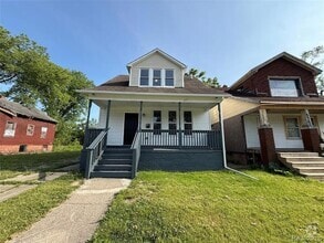 Building Photo - 13932 Young St