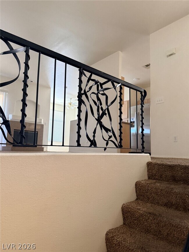 Foto del edificio - 2050 W Warm Springs Rd