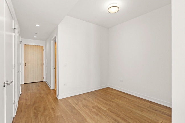 Foto del edificio - 239 W Hill St