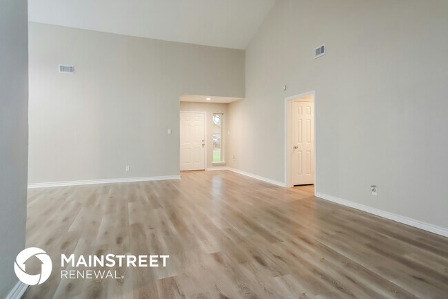 Foto del edificio - 5935 Bihia Forest Dr