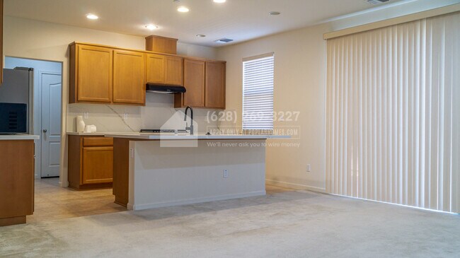 Building Photo - 21 Caspian Way