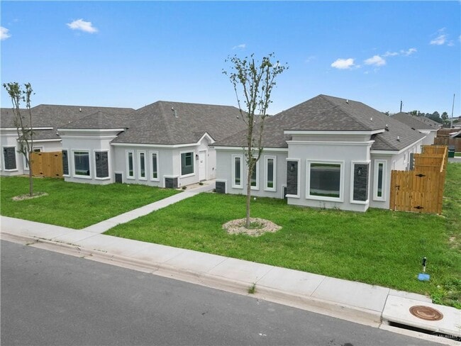 Building Photo - 5608 Swallow Ave