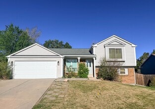 Building Photo - 5811 S Quatar Cir