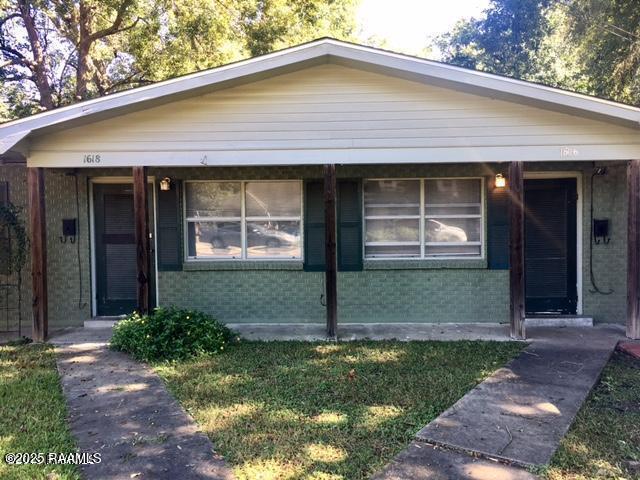 Foto principal - 1616-1618 W St Mary Blvd