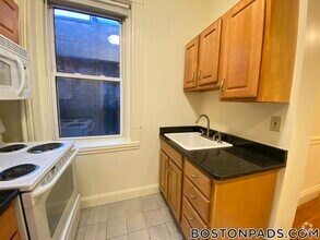 Building Photo - 36 Queensberry St