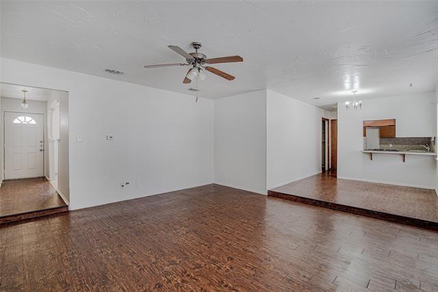 Building Photo - 2020 Cliffside Dr