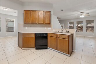 Building Photo - 18410 Alemarble Oak St