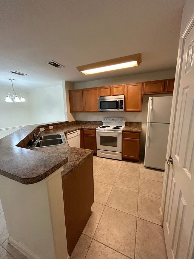 Medical Center Condo! - Medical Center Condo!