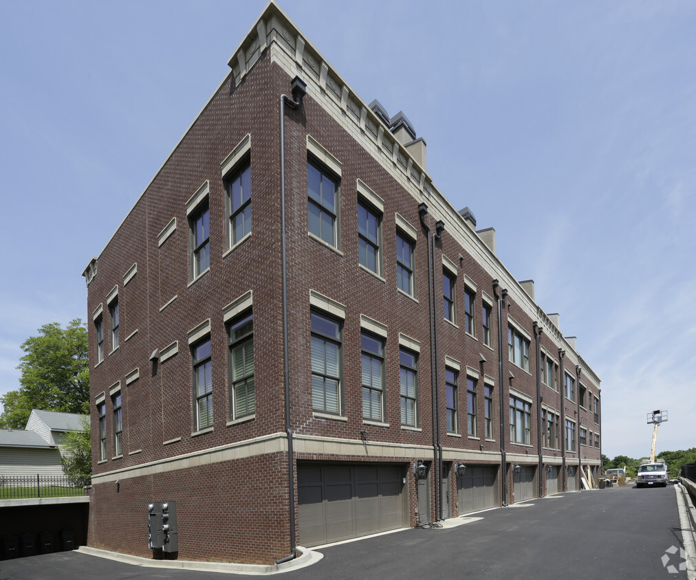 Foto principal - 236 Rhett St