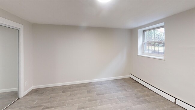 Foto del edificio - 51 Colborne Rd