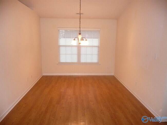 Foto del edificio - 105 Zeona Ct SW