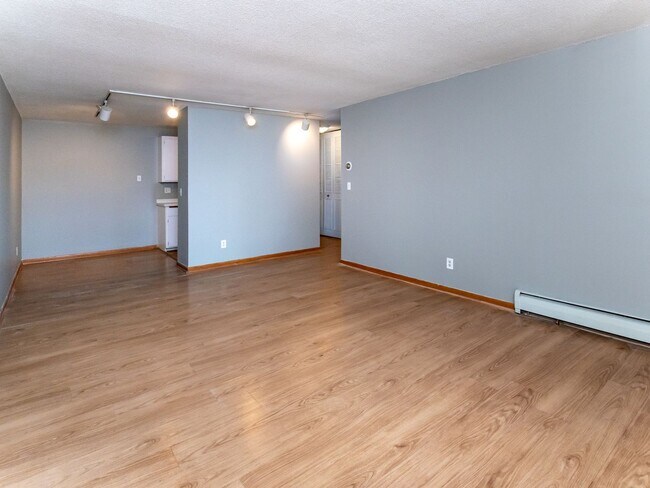 Foto del edificio - Charming One Bedroom In Roseville