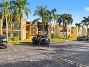 Building Photo - 12471 McGregor Blvd