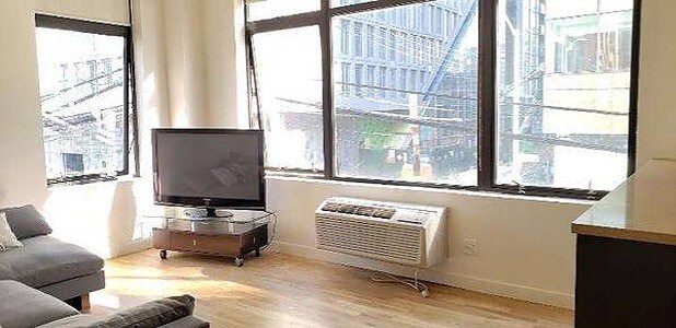 Foto principal - 27th Street | 42nd Road | 1/1