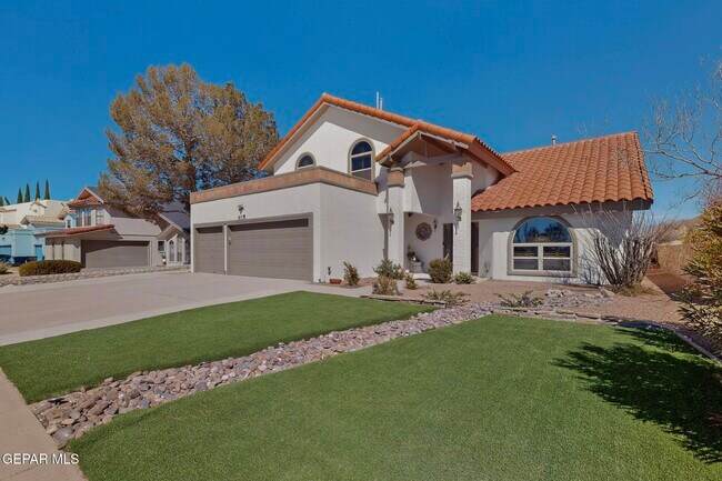 Building Photo - 851 Dulce Tierra Dr