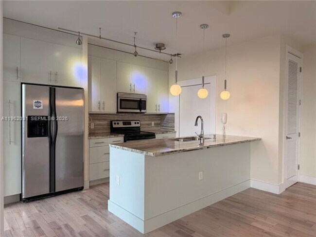 Building Photo - 6701 Biscayne Blvd