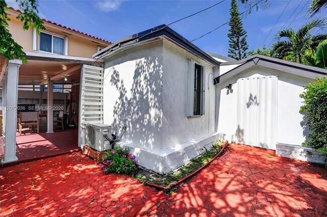 Foto del edificio - 3375 SW 29th Terrace