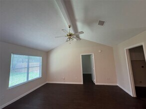 Building Photo - 16310 Long Valley Ct