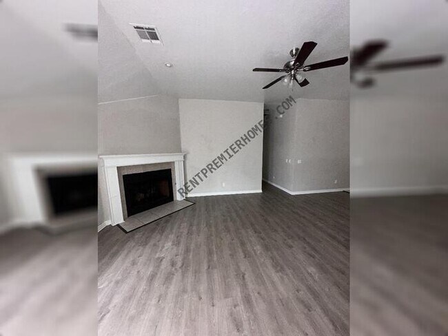 Building Photo - 1801 Tudor Pl