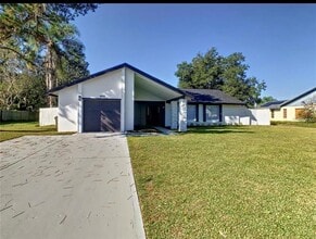Building Photo - 822 E Flag Ln