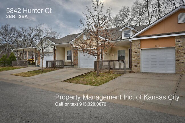 Foto del edificio - 5842 Hunter Ct
