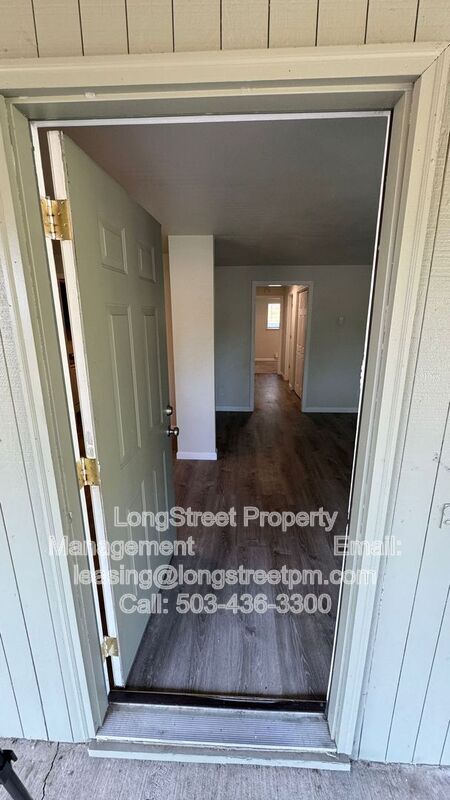 Building Photo - 329 SW 10th St