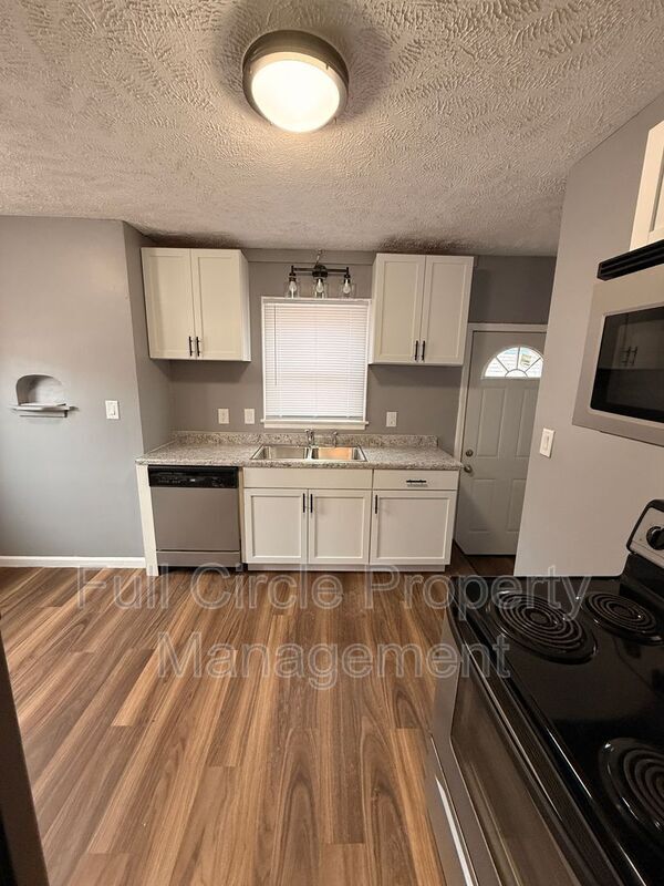 Foto del edificio - 4327 Larimore Ave