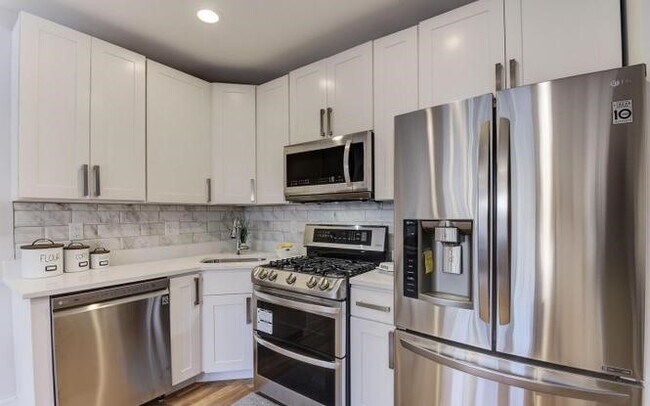 Foto del edificio - 1224 Holbrook St NE