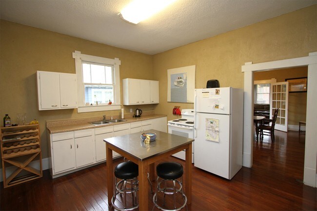 Foto del edificio - 252 S Spring St