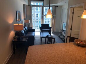 Building Photo - 320 S Church St