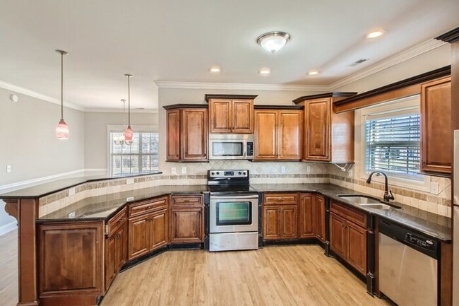 Foto del edificio - 1306 Crescent Ridge Drive, Murfreesboro, T...