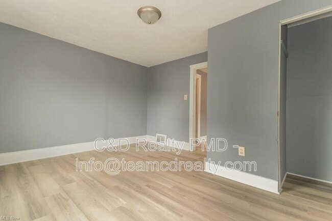 Foto del edificio - 3724 W 41st St