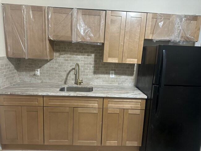 Foto del edificio - 612 S Park St