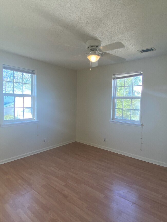 Foto del edificio - Apartment for Rent