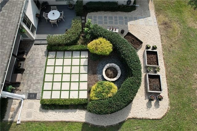 Building Photo - 236 Highland Dr