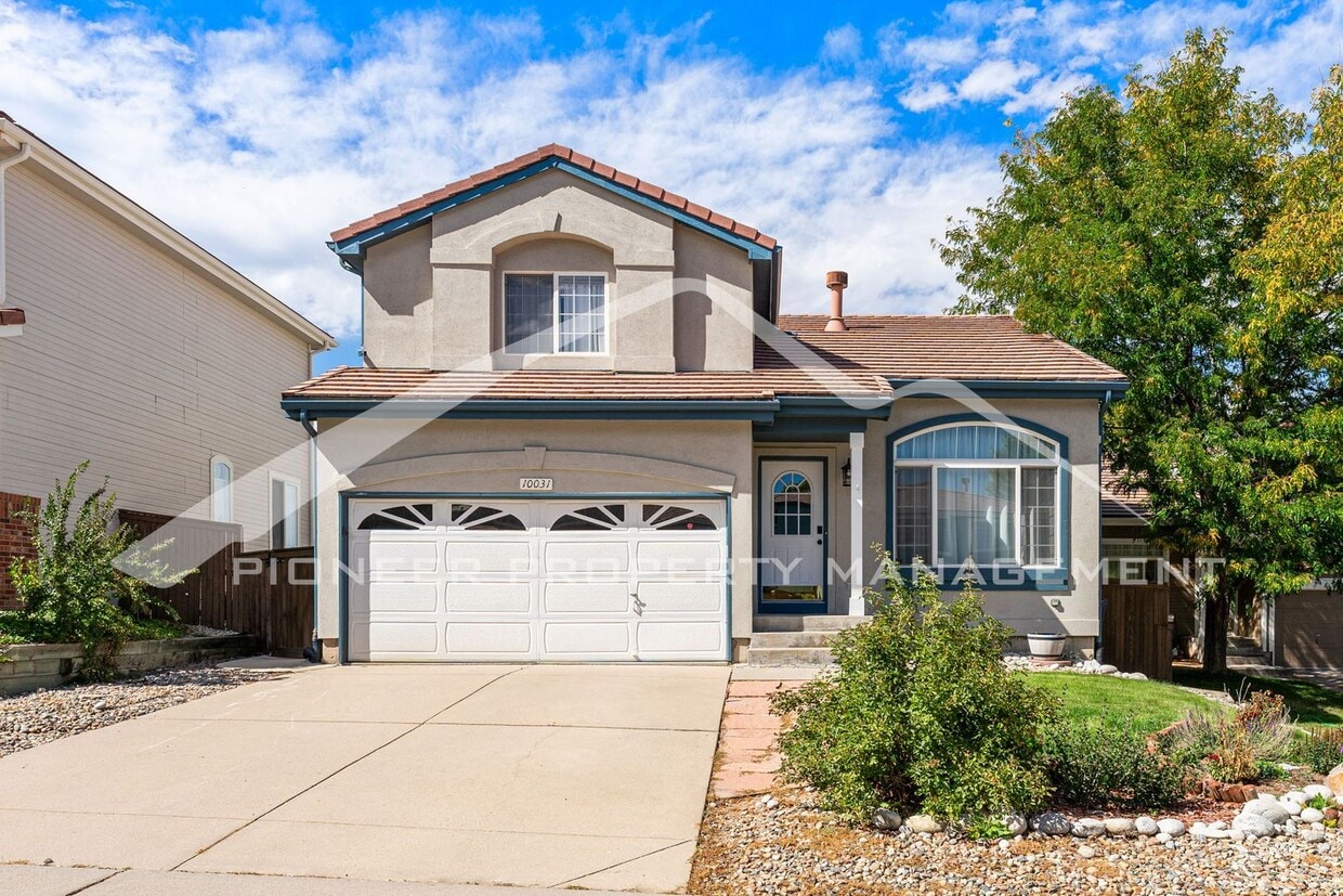 Stunning Home with Washer/Dryer and Central AC - Stunning Home with Washer/Dryer and Central AC