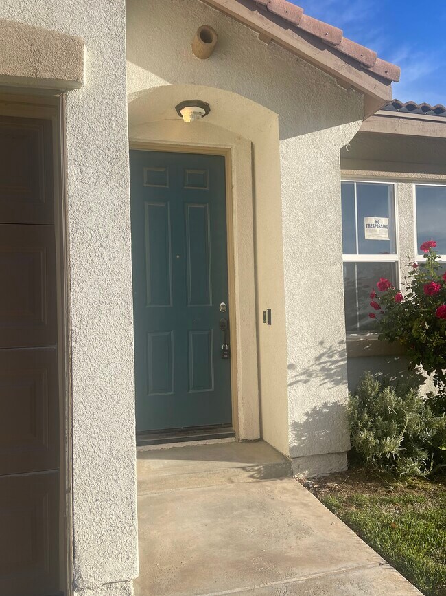 Foto del edificio - Hollyhock St