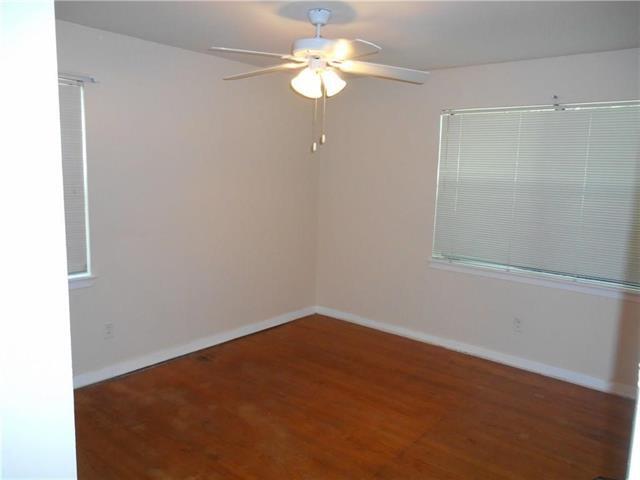 Foto del edificio - 3507 Mayhew Dr