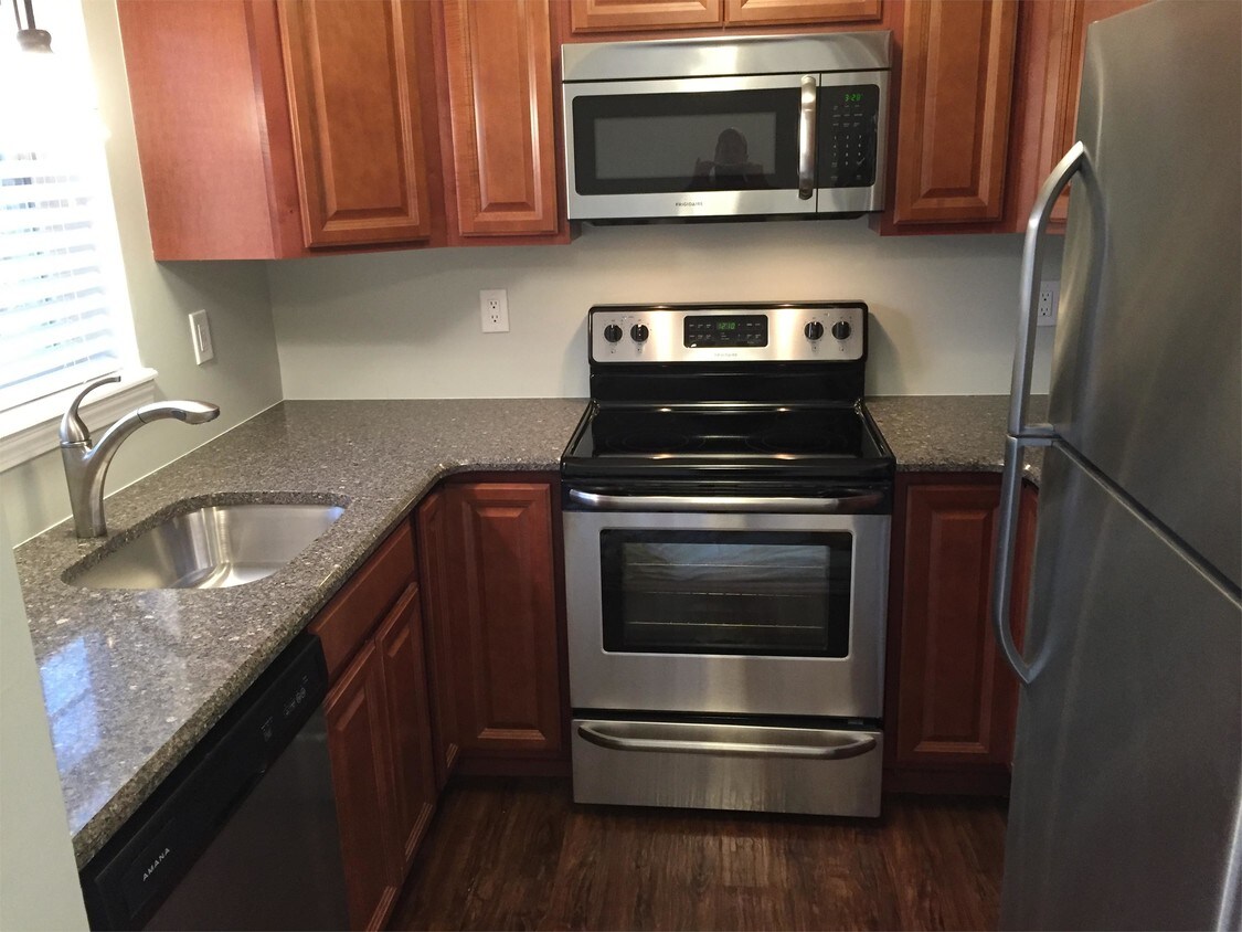 60 Crystal Ln, Mansfield, CT 06268 Townhome Rentals in Mansfield CT