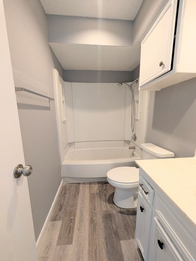 Foto del edificio - 6108 37th St