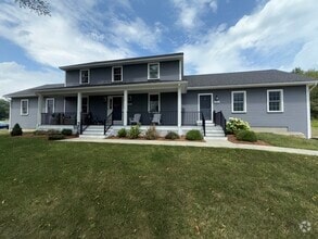 Building Photo - 469 Old Coldbrook Rd