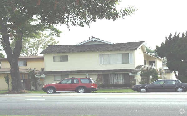 Primary Photo - 4611 N Bellflower Blvd
