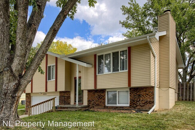 Foto del edificio - 3 br, 2 bath House - 12731 S 38th St.