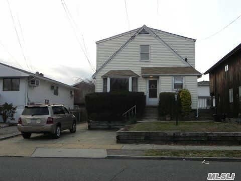 Foto principal - 9 Graywood Rd