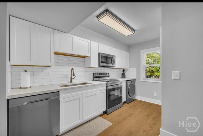 Foto del edificio - 210 Appleby Dr