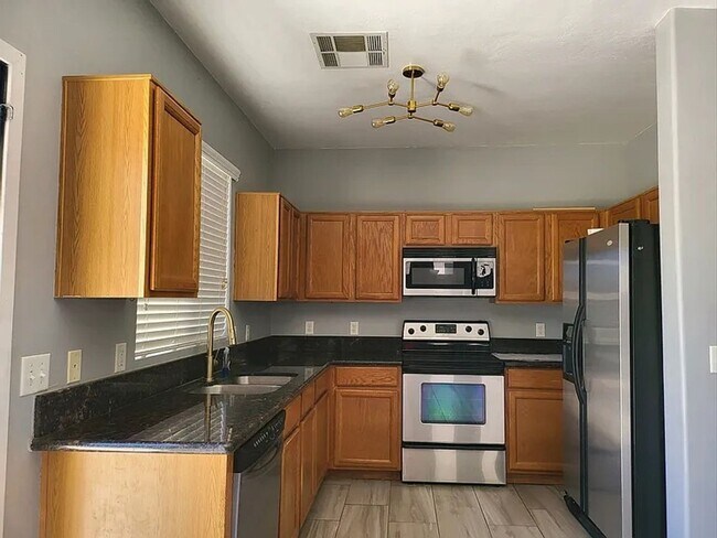 Foto del edificio - Charming 3BR House in Apache Junction