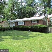 Building Photo - 2700 Sulgrave Ave