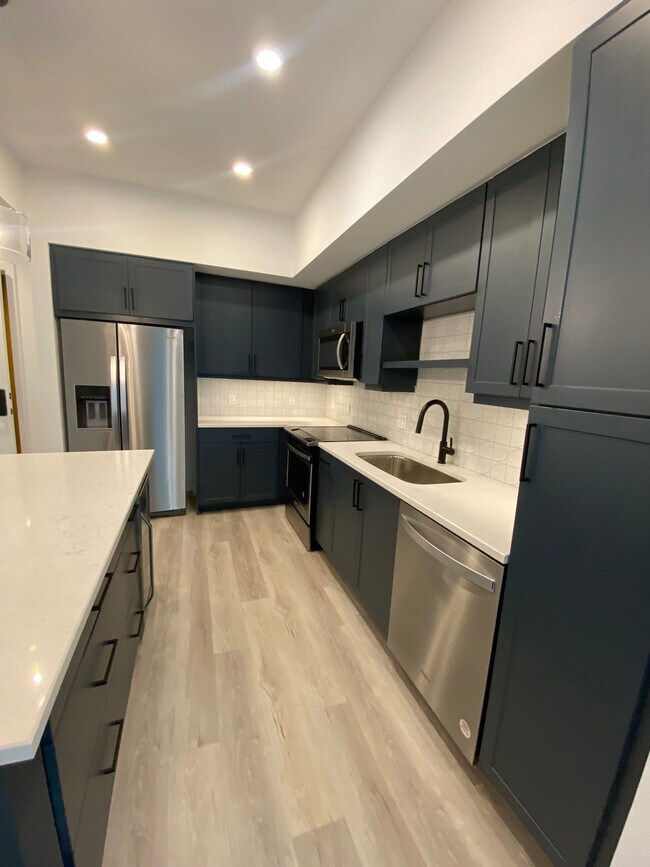 Foto del edificio - 2819 NW 1st Ave