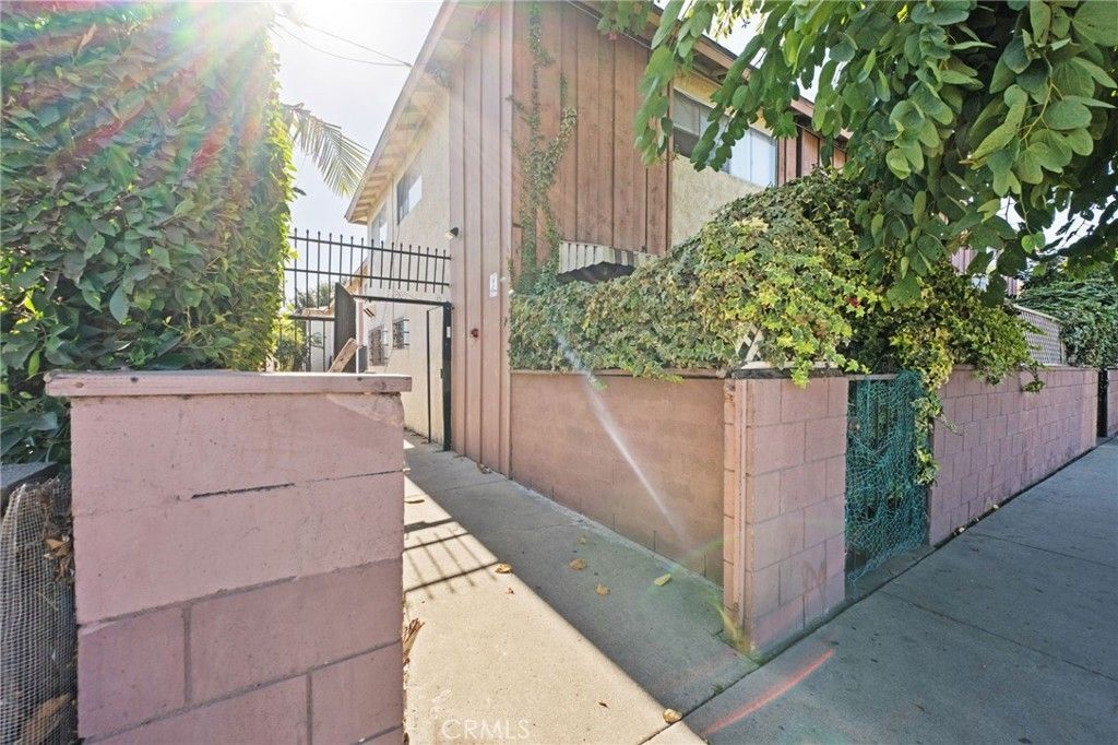 Foto principal - 2020 W 23rd St