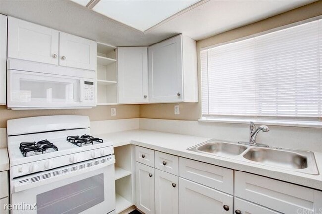 Building Photo - 3 br, 2 bath Townhome - 309 Williams St